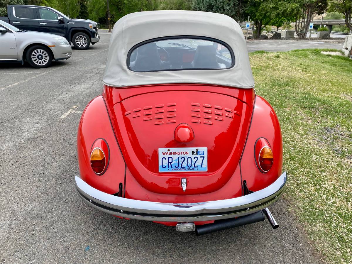 Volkswagen-Super-beetle-1971-red-7