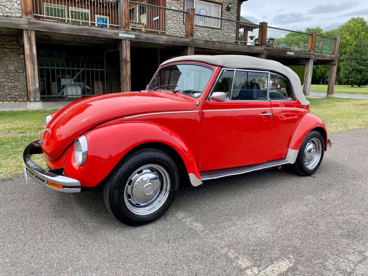 Volkswagen-Super-beetle-1971-red-8