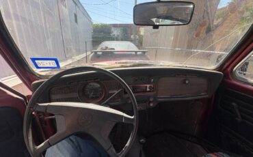 Volkswagen-Super-beetle-1972-red-12
