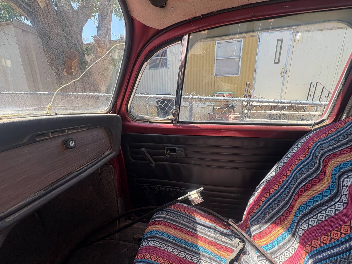 Volkswagen-Super-beetle-1972-red-13