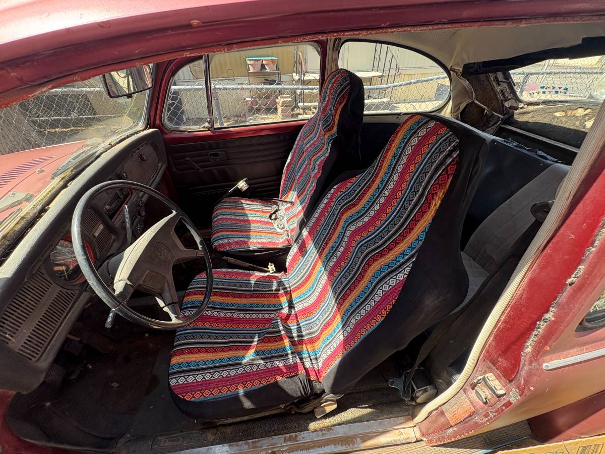 Volkswagen-Super-beetle-1972-red-17