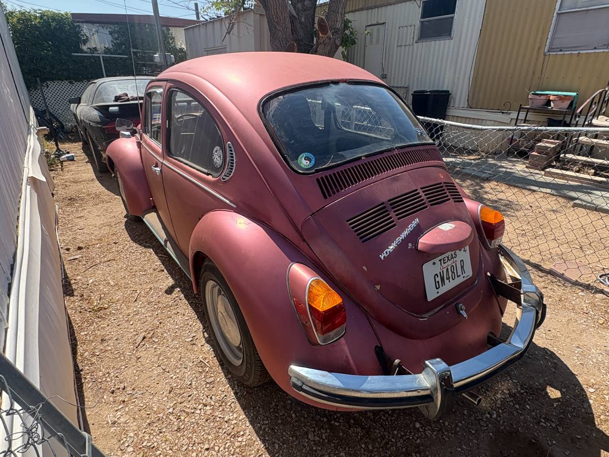 Volkswagen-Super-beetle-1972-red-5