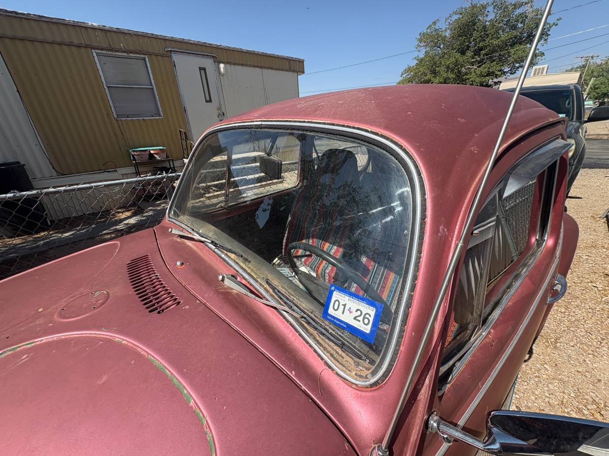 Volkswagen-Super-beetle-1972-red-8