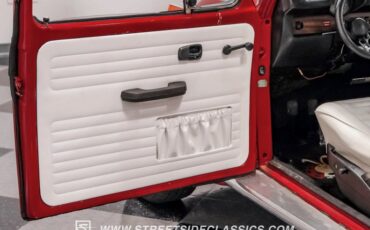 Volkswagen-Super-beetle-1975-Red-White-34