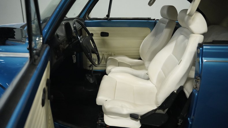 Volkswagen-Super-beetle-1978-Blue-White-10