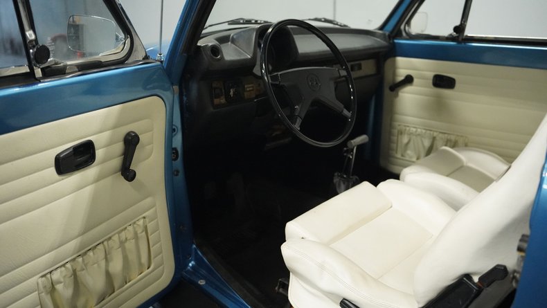 Volkswagen-Super-beetle-1978-Blue-White-13
