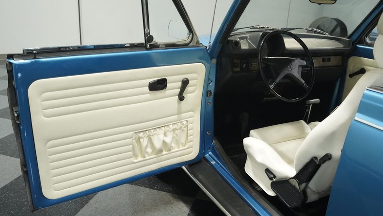 Volkswagen-Super-beetle-1978-Blue-White-37