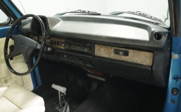 Volkswagen-Super-beetle-1978-Blue-White-46