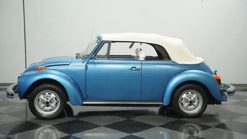 Volkswagen-Super-beetle-1978-Blue-White