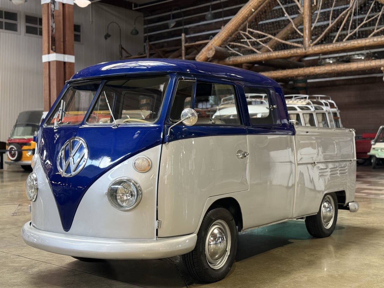 Volkswagen-T-1-Double-Cab-1966-Pickup-Truck-1