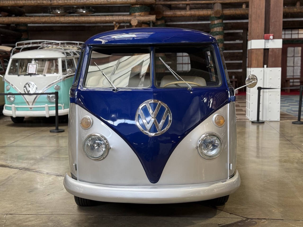 Volkswagen-T-1-Double-Cab-1966-Pickup-Truck-8