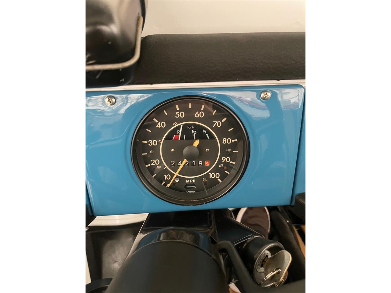 Volkswagen-Thing-1973-Blue-and-White-Blue-and-White-7