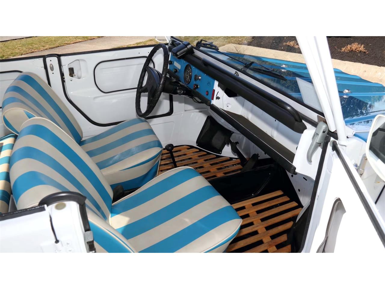 Volkswagen-Thing-1973-Blue-and-White-Blue-and-White-8