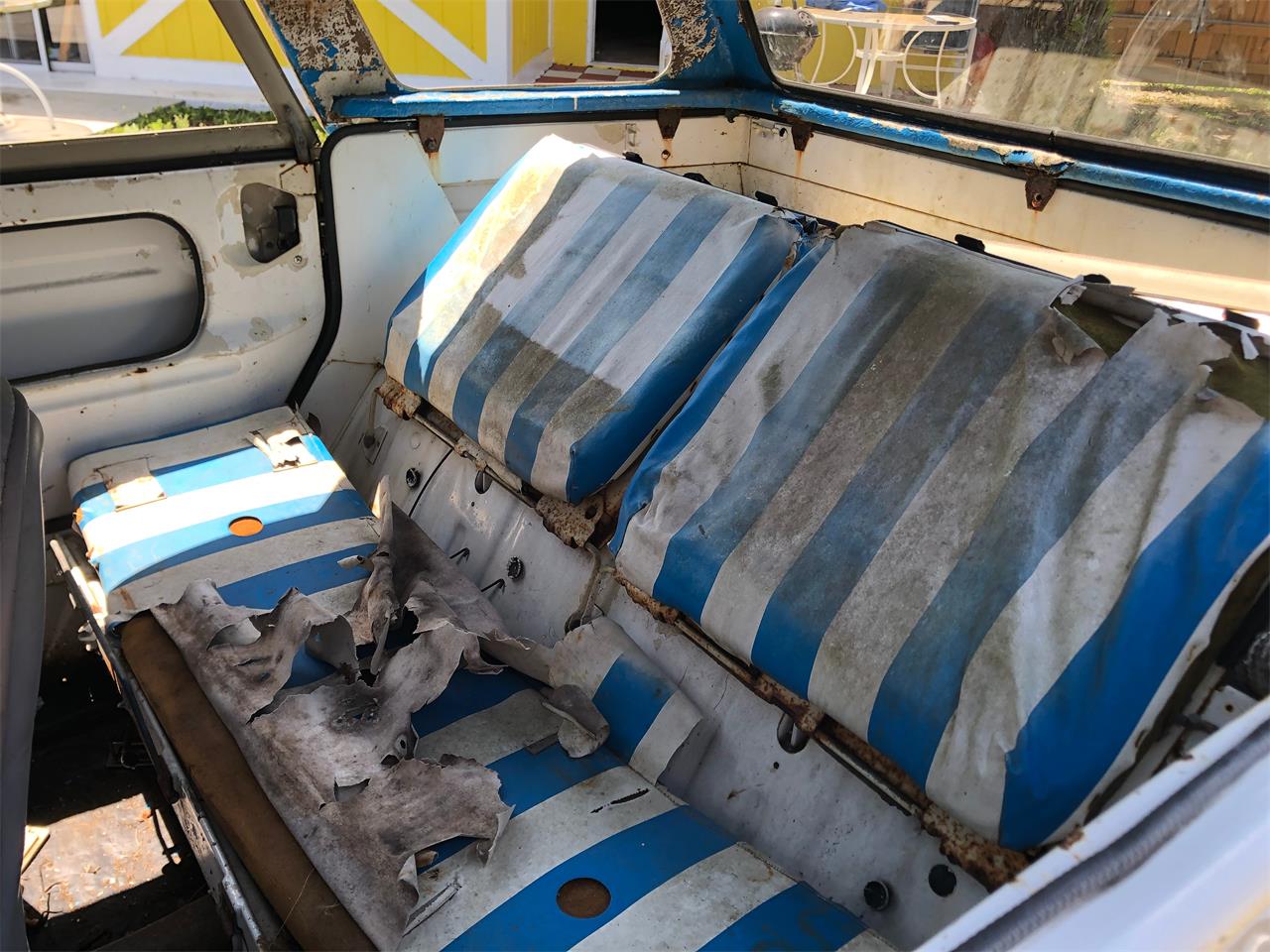 Volkswagen-Thing-1974-White-Blue-White-Blue-3