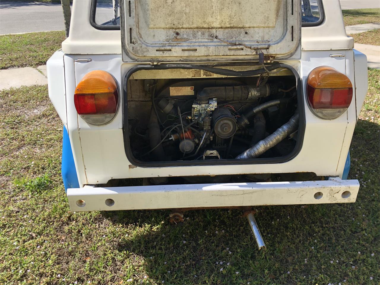 Volkswagen-Thing-1974-White-Blue-White-Blue-9