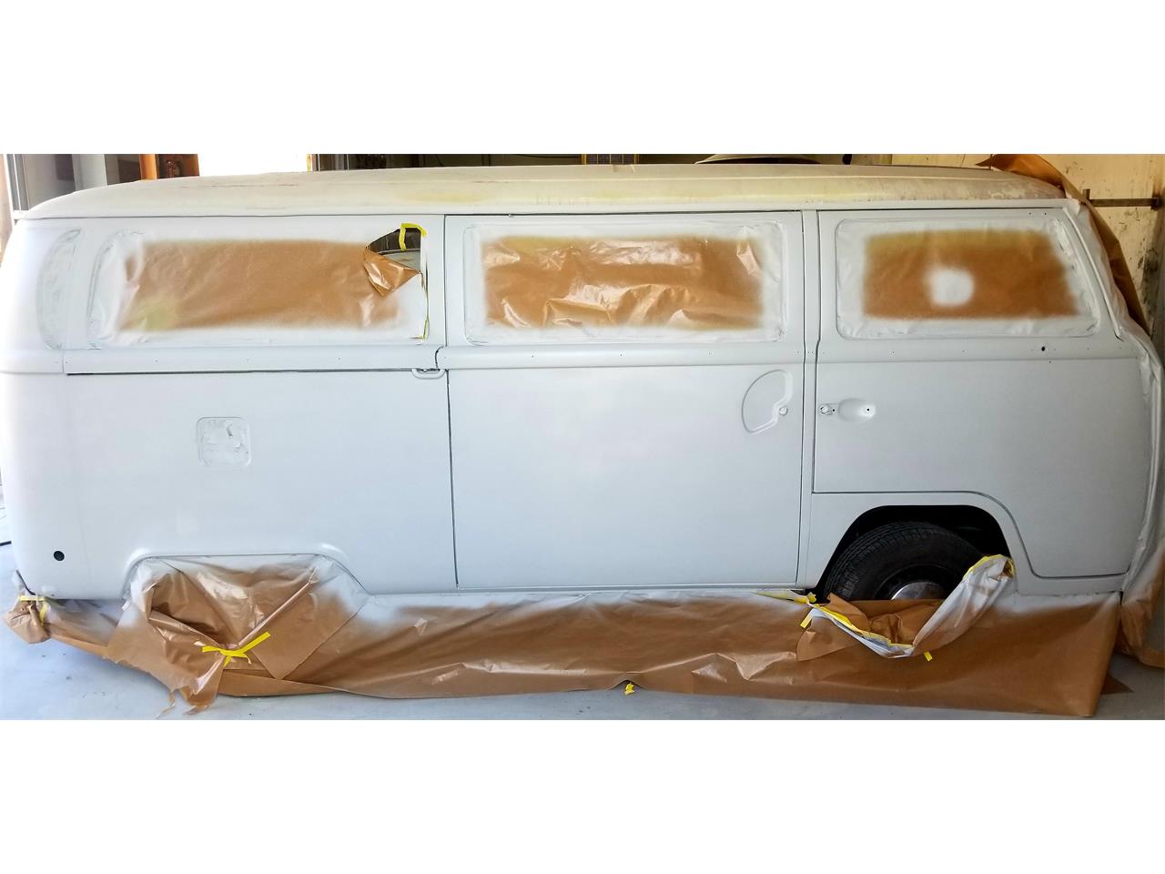 Volkswagen-Transporter-1971-Red-White-21