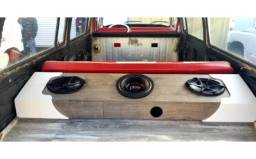 Volkswagen-Transporter-1971-Red-White-24
