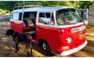 Volkswagen-Transporter-1971-Red-White