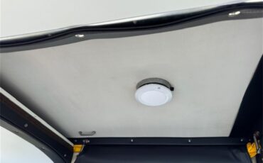 Volkswagen-Transporter-1973-White-blue-24