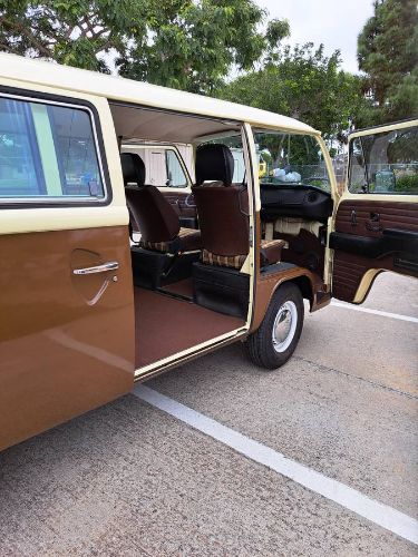 Volkswagen-Transporter-1978-1
