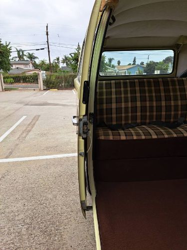 Volkswagen-Transporter-1978-13