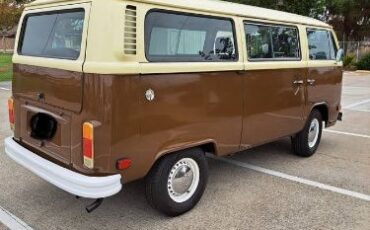 Volkswagen-Transporter-1978-17