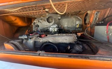 Volkswagen-Transporter-1979-Orange-20