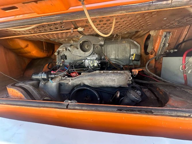Volkswagen-Transporter-1979-Orange-20