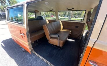 Volkswagen-Transporter-1979-Orange-21
