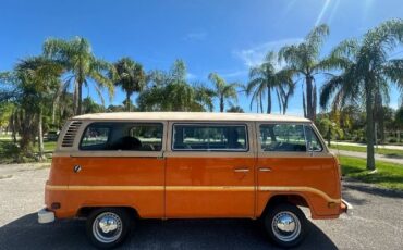 Volkswagen-Transporter-1979-Orange-3