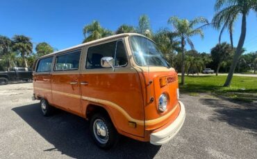 Volkswagen-Transporter-1979-Orange-4