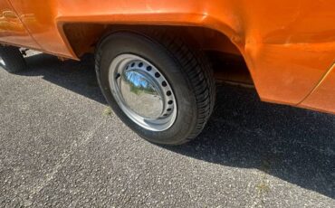 Volkswagen-Transporter-1979-Orange-5