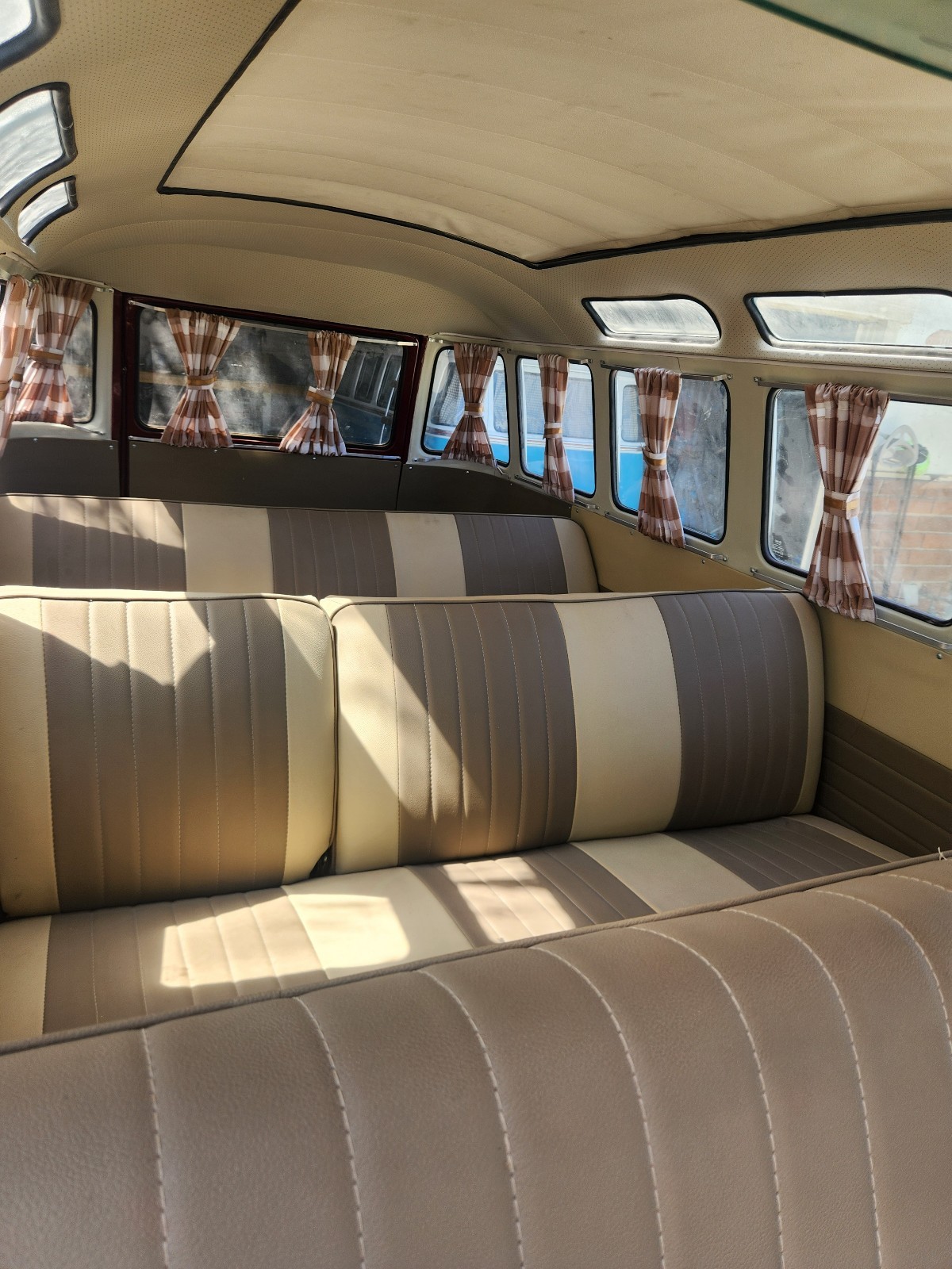 Volkswagen-Type-2-1965-7