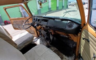 Volkswagen-Type-2-1972-12