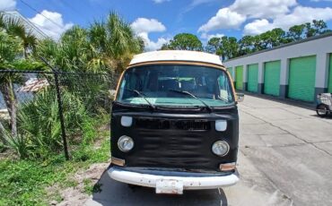 Volkswagen-Type-2-1972-9