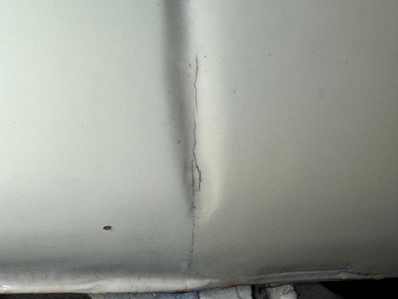 Volkswagen-Type-2-1976-Cream-Saddle-28