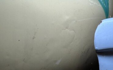 Volkswagen-Type-2-1976-Cream-Saddle-29