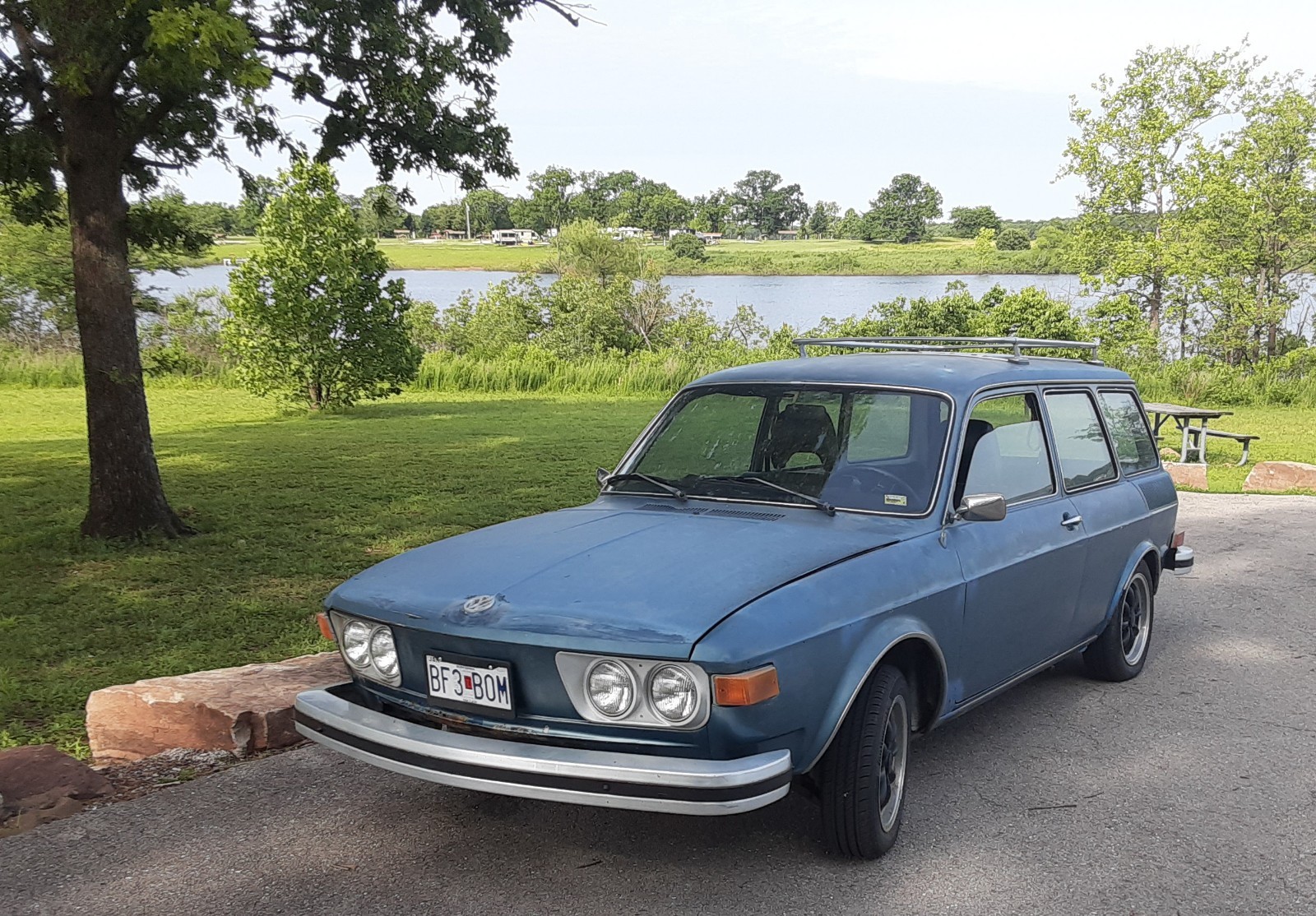 Volkswagen-Type-4-1974-1