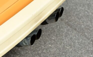Volkswagen-Van-1977-Orange-27