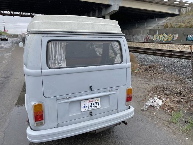 Volkswagen-Vanagon-1978-Gray-Gray-4
