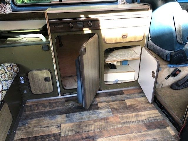 Volkswagen-Vanagon-1980-Blue-Gray-3