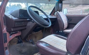Volkswagen-Vanagon-1980-Brown-17
