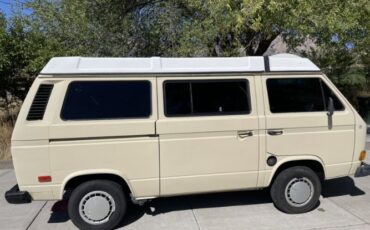 Volkswagen-Vanagon-1980-Creme-Brown-17