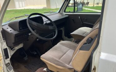 Volkswagen-Vanagon-1981-4