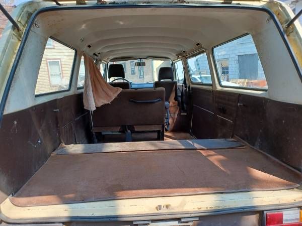 Volkswagen-Vanagon-1981-Brown-Brown-14