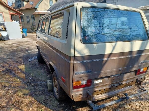 Volkswagen-Vanagon-1981-Brown-Brown