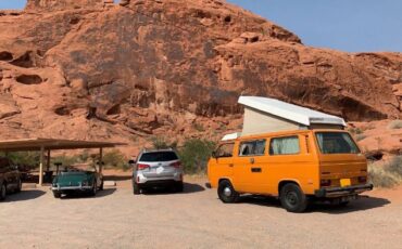 Volkswagen-Vanagon-1981-Orange-8