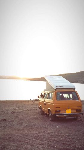 Volkswagen-Vanagon-1981-Orange-9