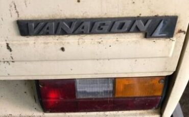 Volkswagen-Vanagon-1981-Tan-Tan-21