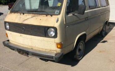 Volkswagen-Vanagon-1981-Tan-Tan